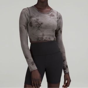 Long sleeve crop lulu shirt